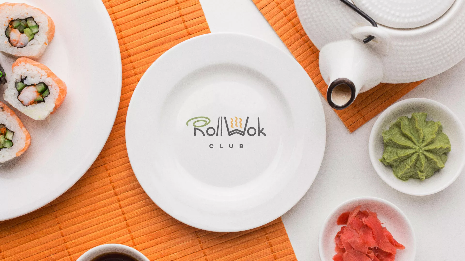 Разработка логотипа и фирменного стиля в Новомосковске для суши-бара «Roll Wok Club» Разработка логотипа и фирменного стиля в Новомосковске для суши-бара «Roll Wok Club»